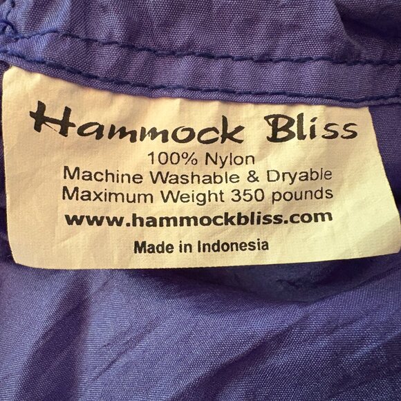 Hammock Bliss Portable Nylon Hammock in a Bag - Picture 3 of 3